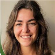 Diplômée langues et Sciences de l'éducation, je propose mes services en aide en devoirs et cours particuliers